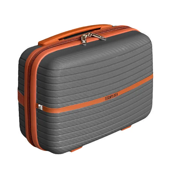 خرید عمده چمدان آرایشی تیتان پلورا مدل TITANPLORA - TP6666 TRAVEL IN STYLE سری 4 عددی (کیف آرایشی هدیه)