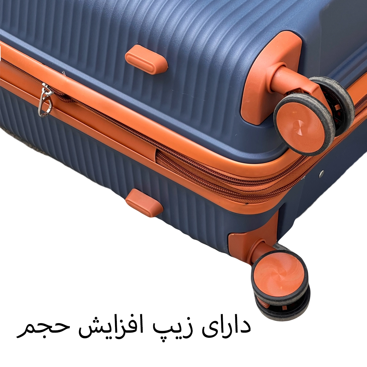 چمدان نشکن تیتان پلورا مدل TITANPLORA - TP6600S Universal Travelle سایز کوچک
