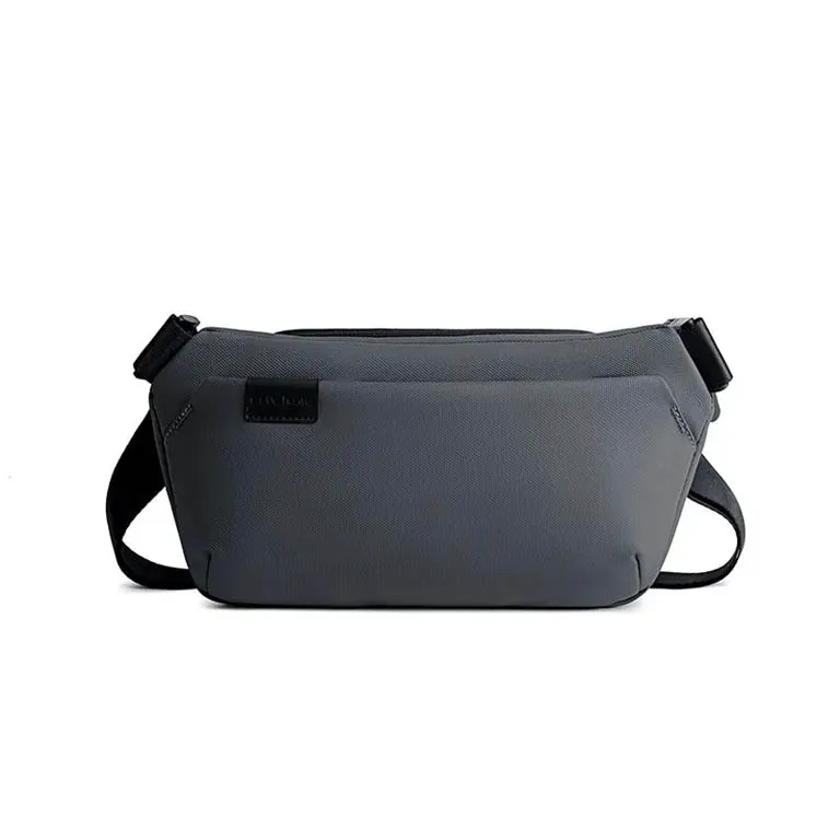 قیمت کیف بادی بگ آرکتیک هانتر اورجینال مدل ARCTIC HUNTER - ARH00569