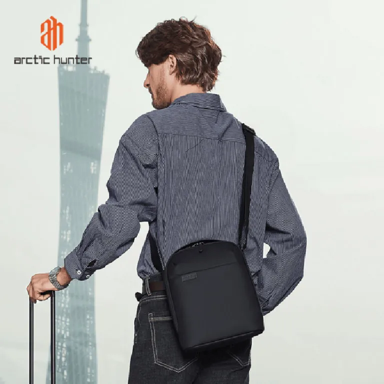 کیف شولدر بگ اقتصادی اورجینال آرکتیک هانتر مدل ARCTIC HUNTER - ARH00579
