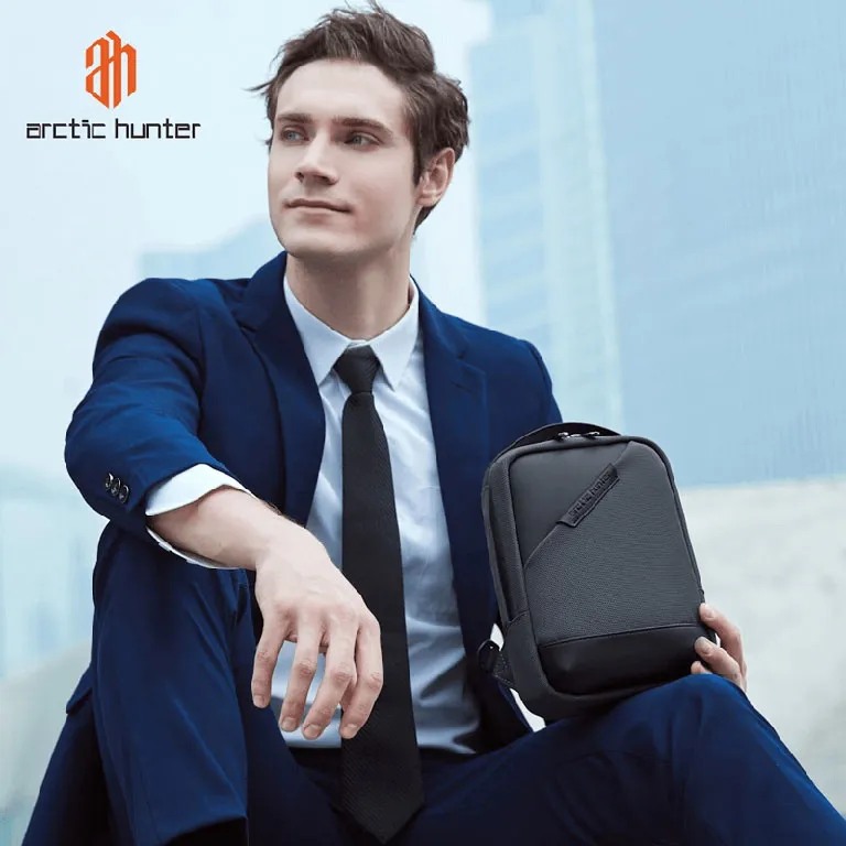 قیمت کیف کراس بادی اورجینال آرکتیک هانتر مدل ARCTIC HUNTER - ARH00693