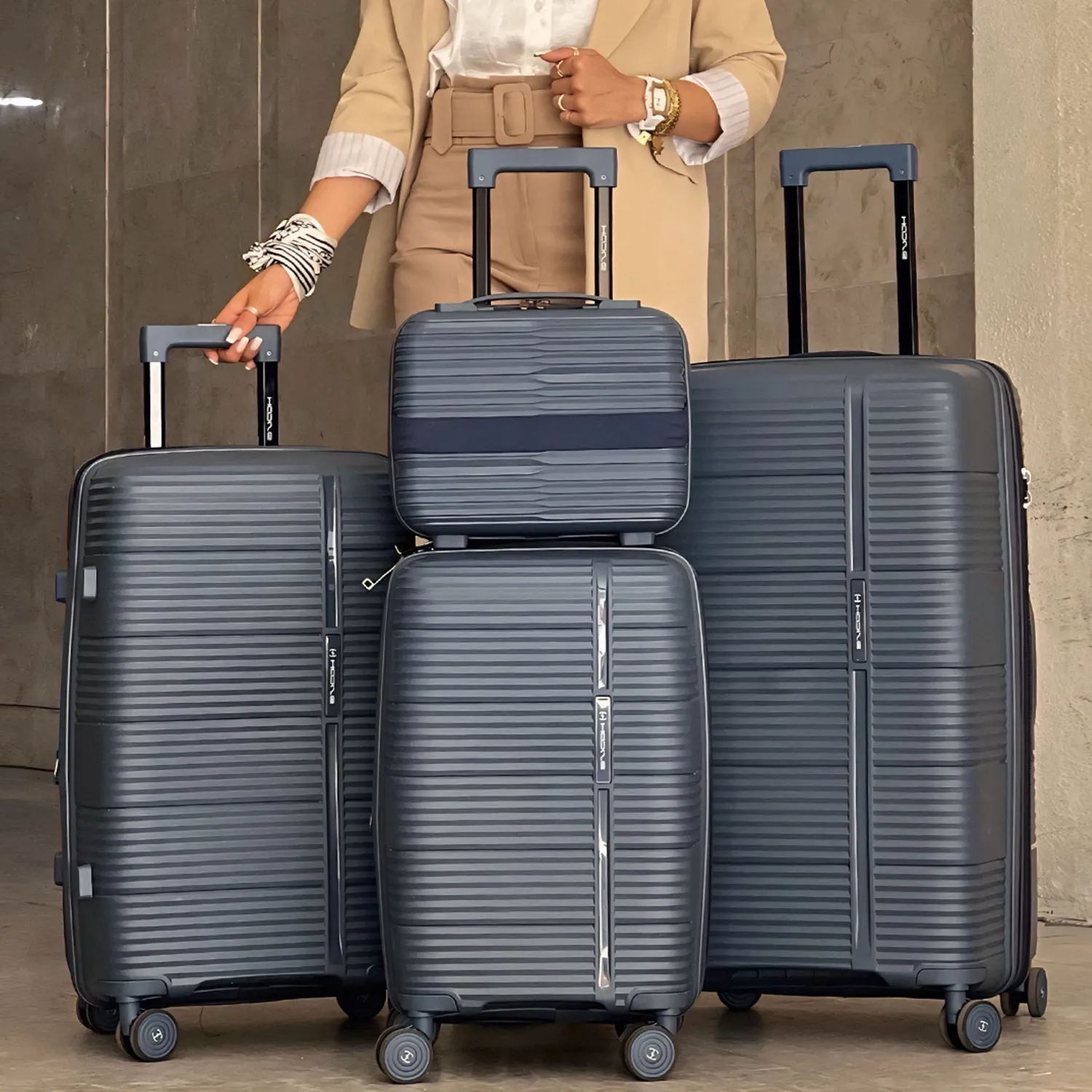 چمدان وارداتی هادایز مدل HADIZE - HZD192 POLYPROPYLENE سری 4 عددی
