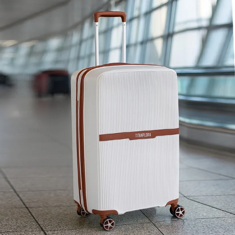 چمدان نشکن تیتان پلورا مدل TITANPLORA - TP6565 GO EXPERIENCE SERIES سری 4 عددی ( به همراه چمدان آرایشی هدیه )