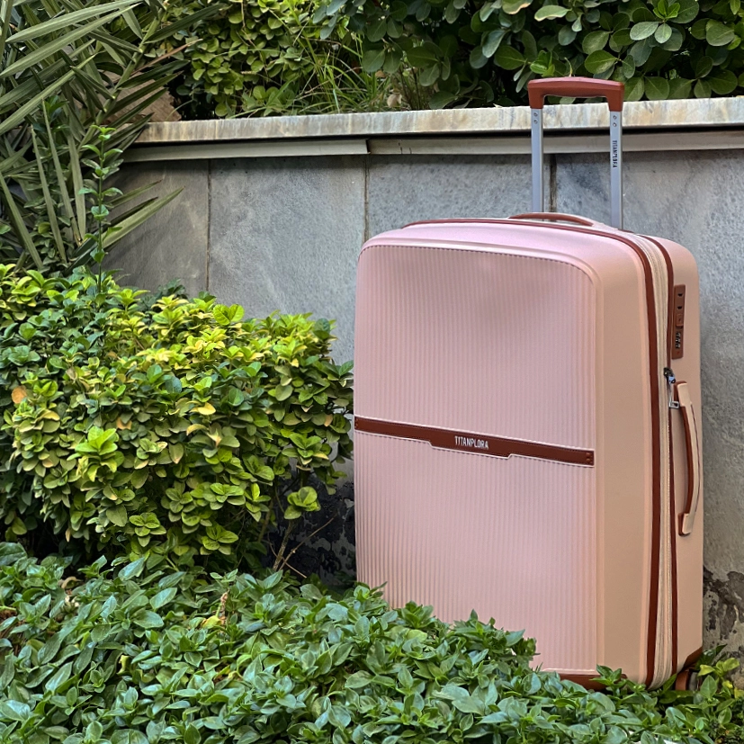 چمدان جهیزیه  تیتان پلورا مدل TITANPLORA - TP6565S GO EXPERIENCE SMALL سایز کوچک